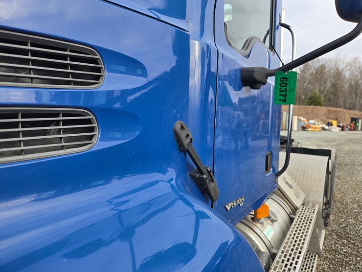 2007-massey-ferguson-8-image-17