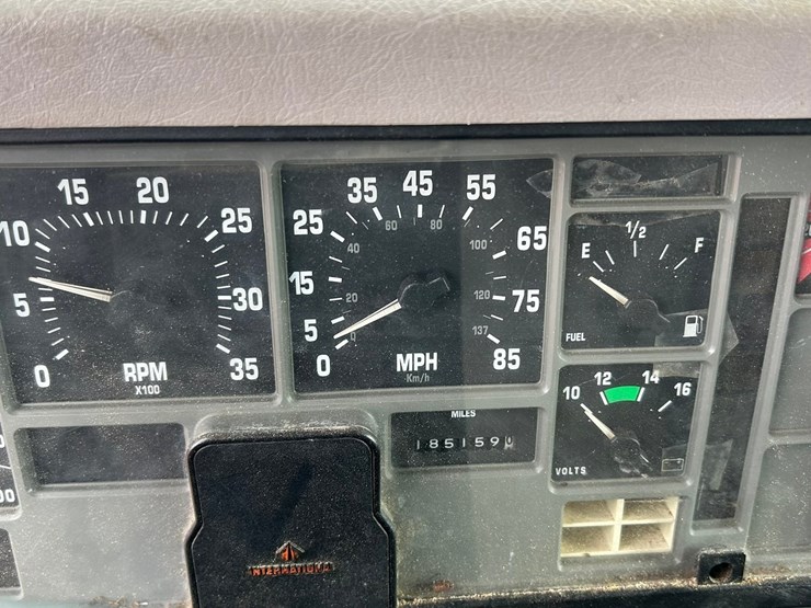 1996-international-4700-image-67