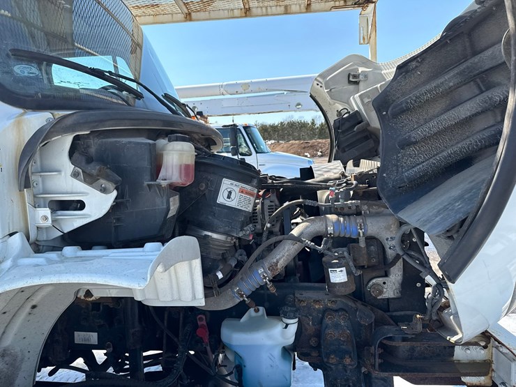 #1070-•-2012-freightliner-boom/crane-truck-image-16