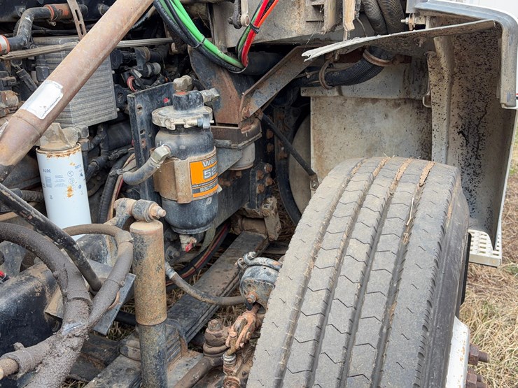 1994-volvo-wia-64t-sleeper-image-13