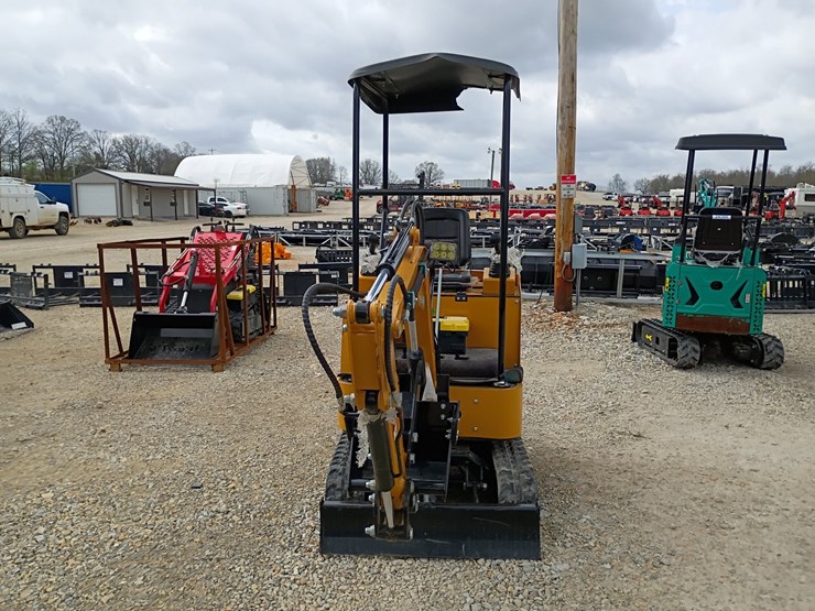 #23947-•-2025-agt-h15r-mini-excavator-image-7