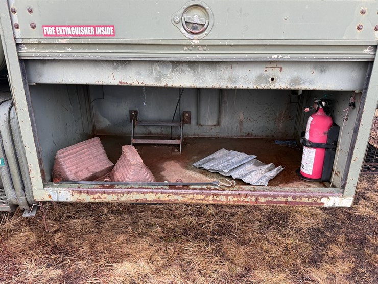 1984-mack-dm492s-image-14