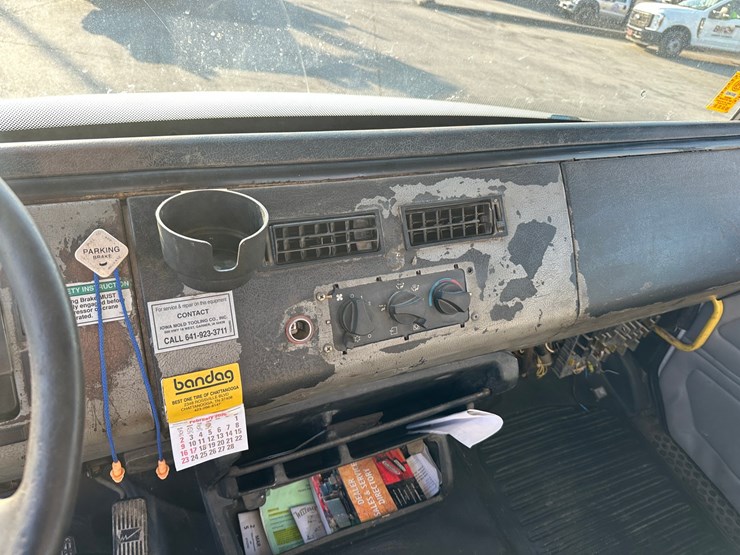 freightliner-fl70-image-66