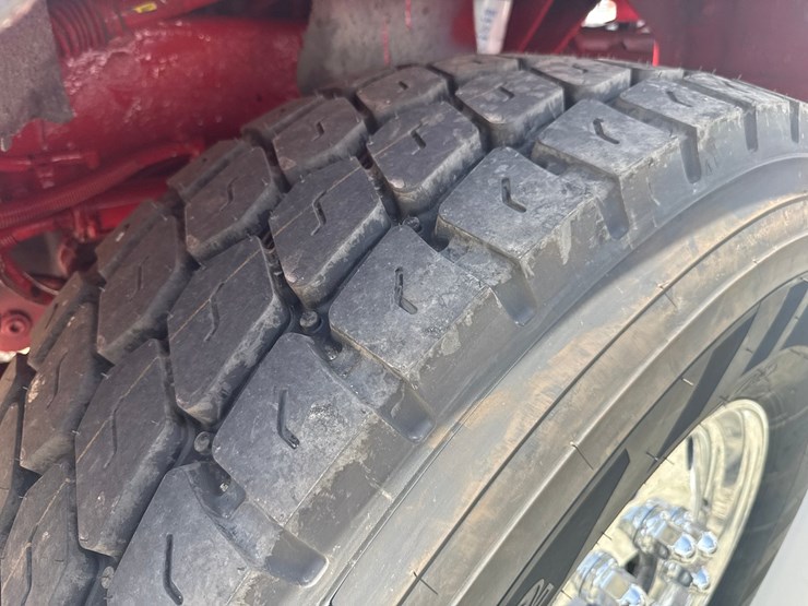 2005-kenworth-t800-image-75