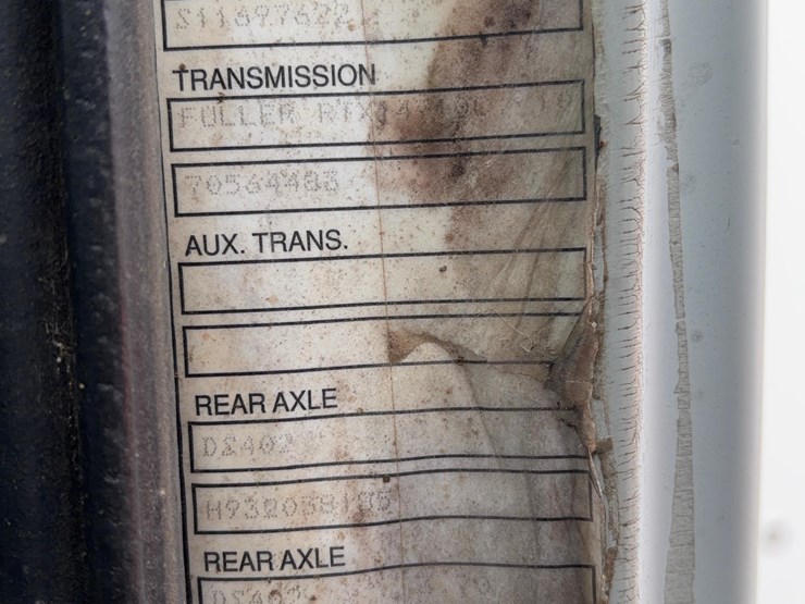 1994-volvo-wia-64t-sleeper-image-21