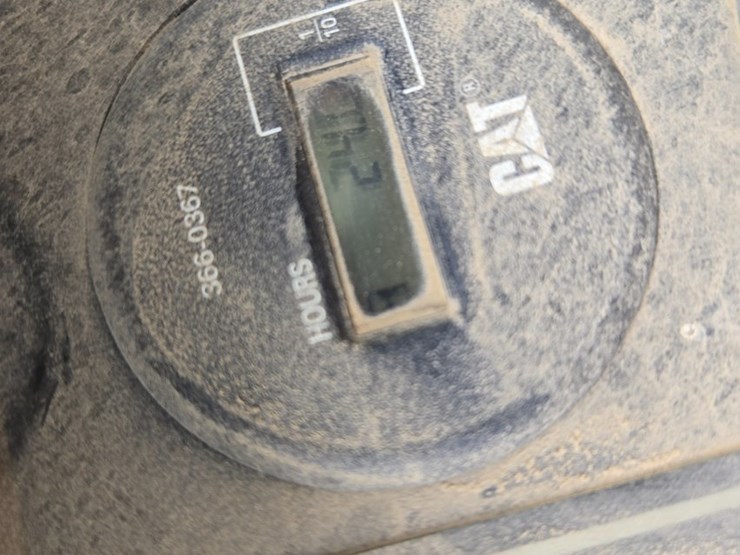 caterpillar-cp-323c-image-32