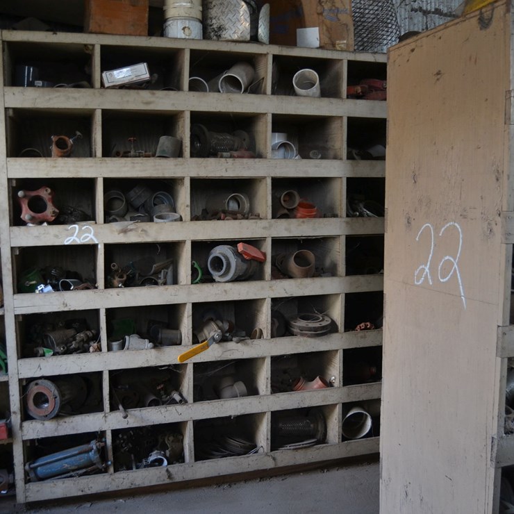 WOODEN SHELF W/ PIPE FITTING, VALVES AND PIPE HANGERS
