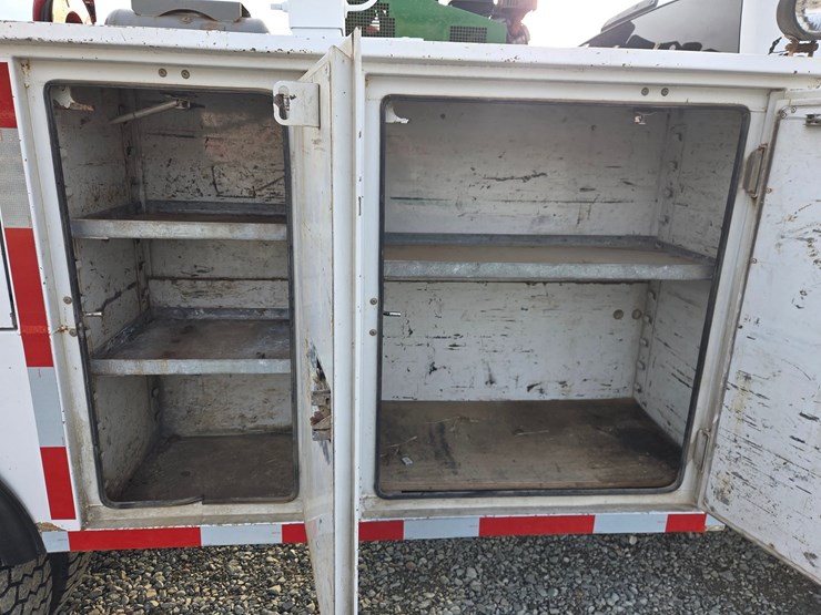 2018-ford-f550-xl-image-22