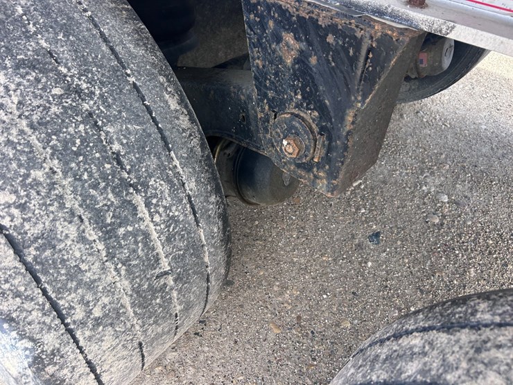 2007-benson-39'-end-dump-image-47