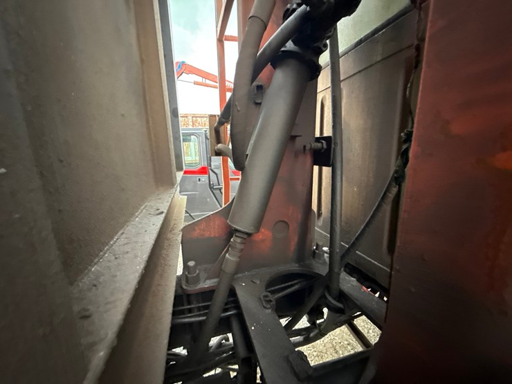 1990-international-4900-image-63