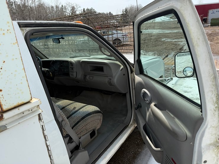 chevrolet-3500-image-23