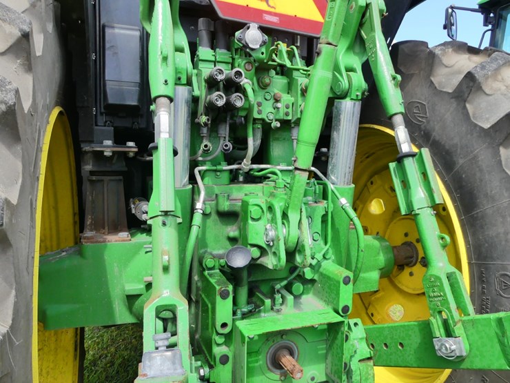 2021-john-deere-6175m-image-6