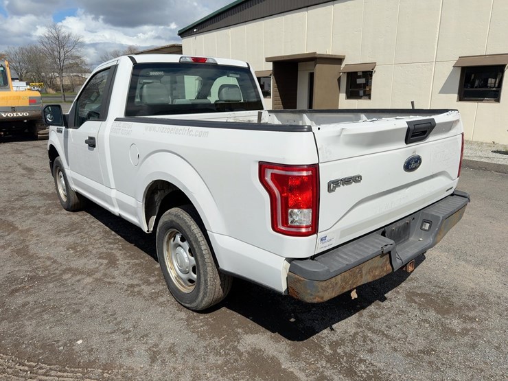 2016-ford-f150-xl-image-3