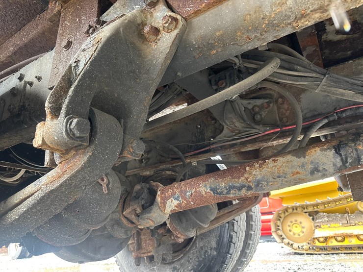 1998-massey-ferguson-8-image-68