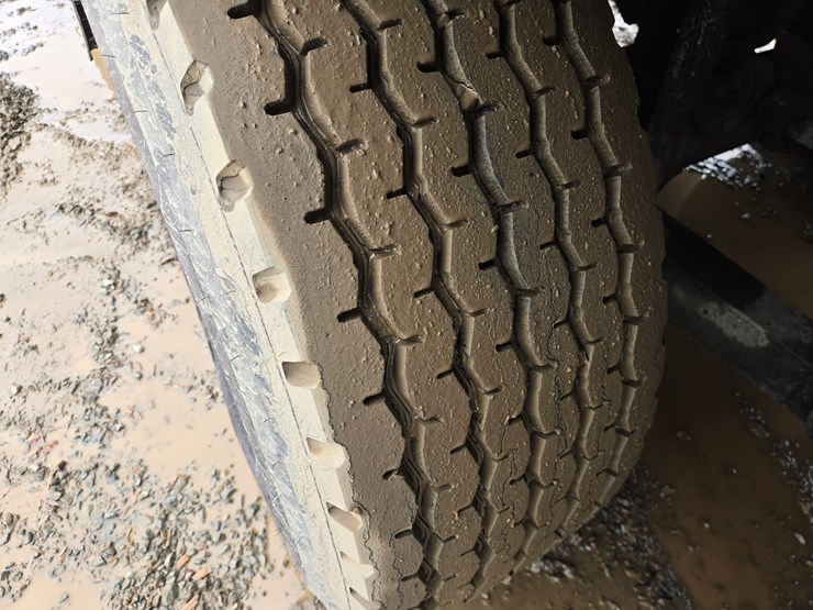 massey-ferguson-8-image-144