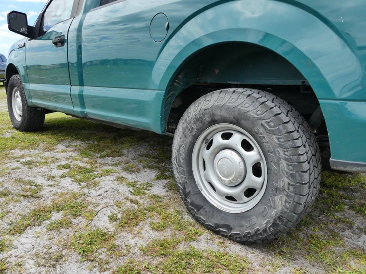 2019-ford-f150-xl-image-7