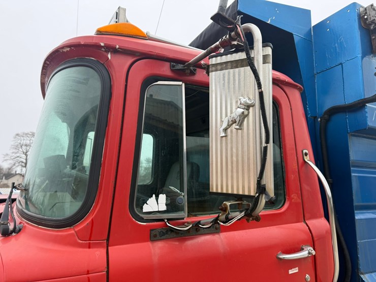 mack-dm688s-image-18