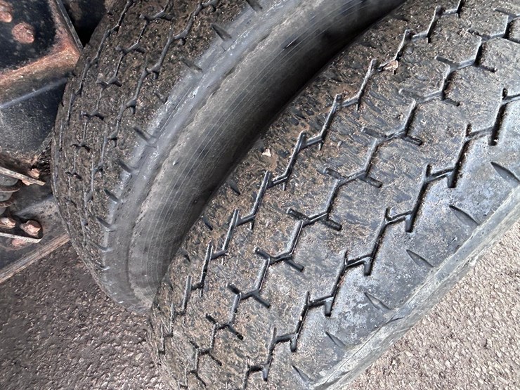 2003-international-7400-image-72