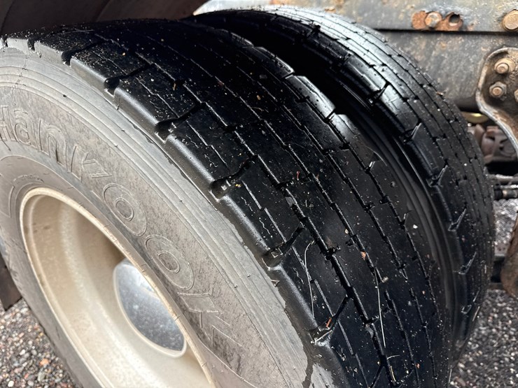 2020-kenworth-t800-image-78