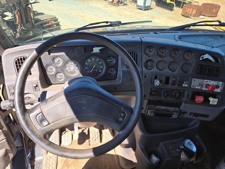 1999-caterpillar-c12-image-92