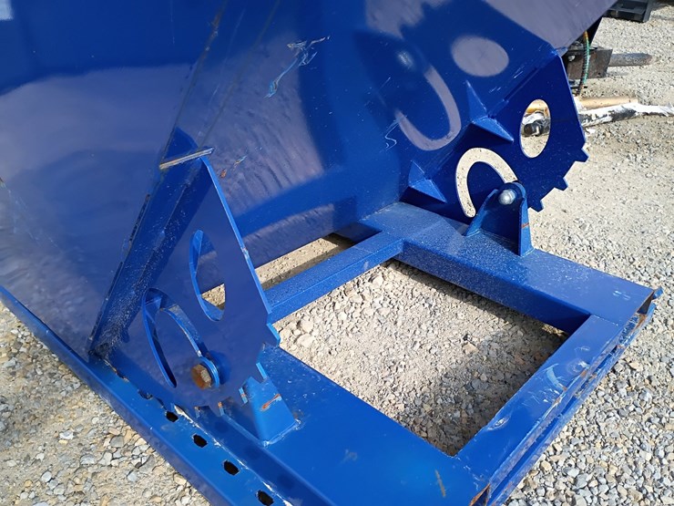 #23939-•-forklift-hopper-image-5