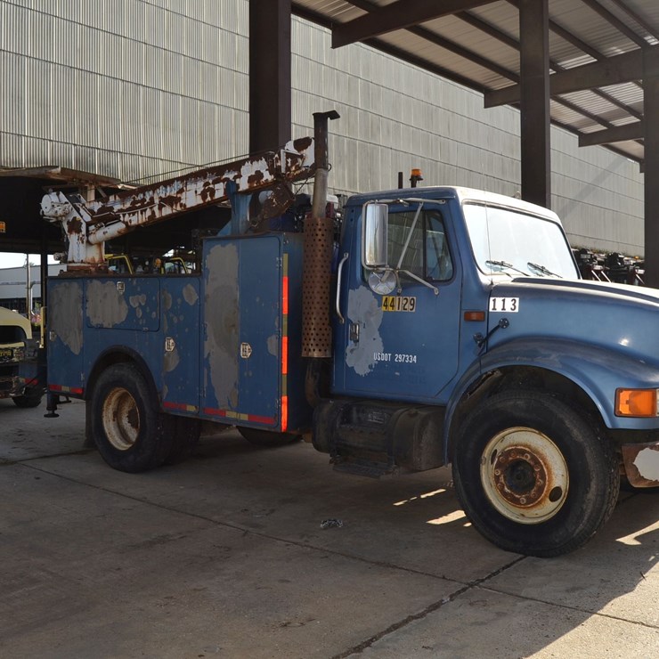 1991 INTERNATIONAL 4700