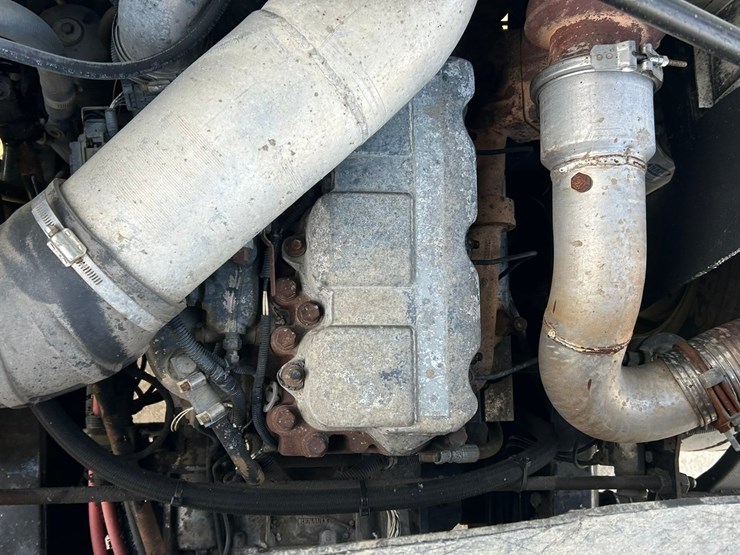 #2237-•-2006-mack-tri-axle-concrete-placement-truck-image-61