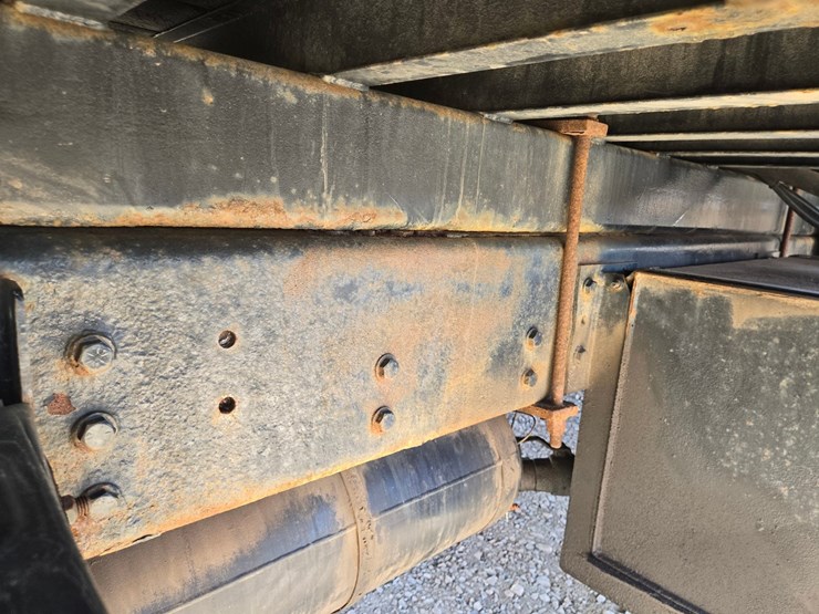 1999-caterpillar-c12-image-69