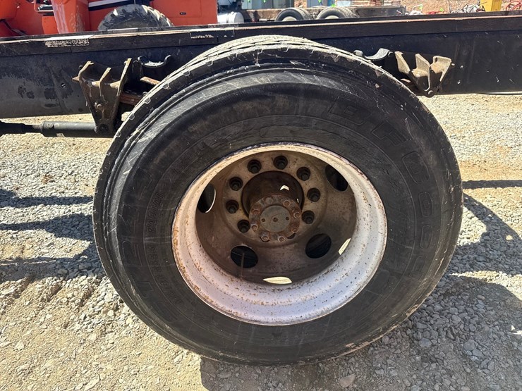 2000-international-4700-image-45