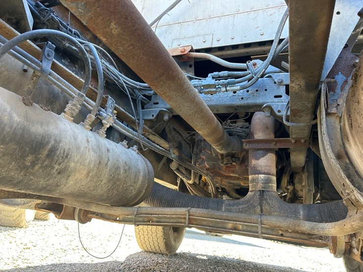 1994-massey-ferguson-8-image-34