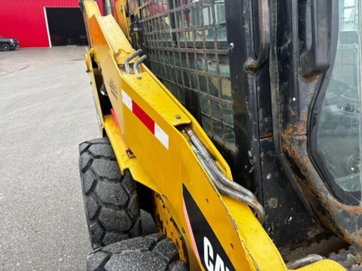 2009-caterpillar-232b2-image-50