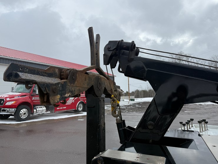 2018-ford-f550-image-31