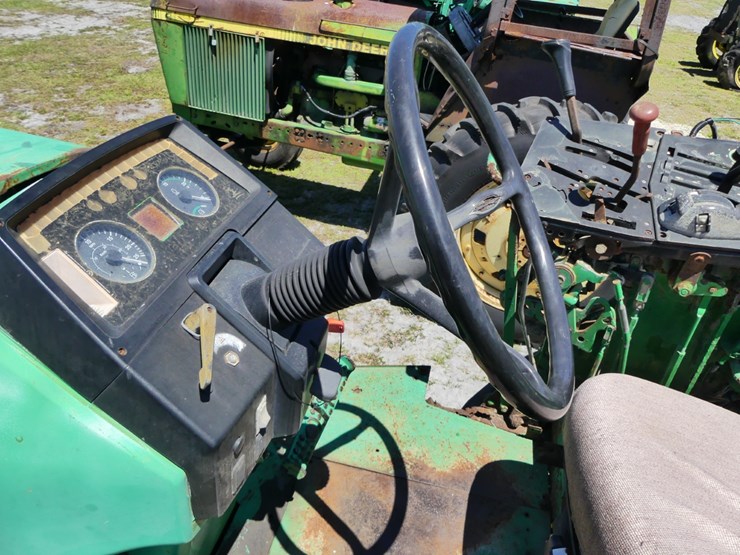 john-deere-7200-image-11
