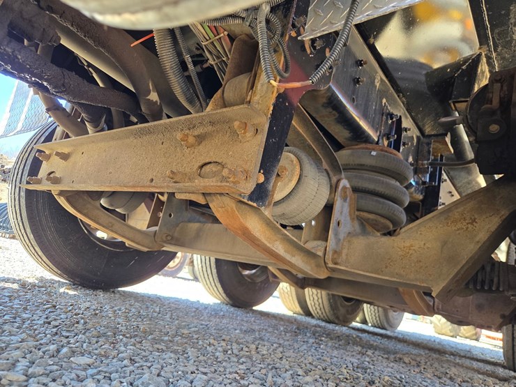 2019-international-hv613-image-57