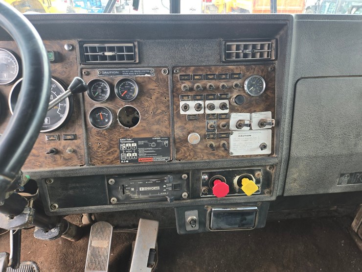 1993-kenworth-t800-image-78