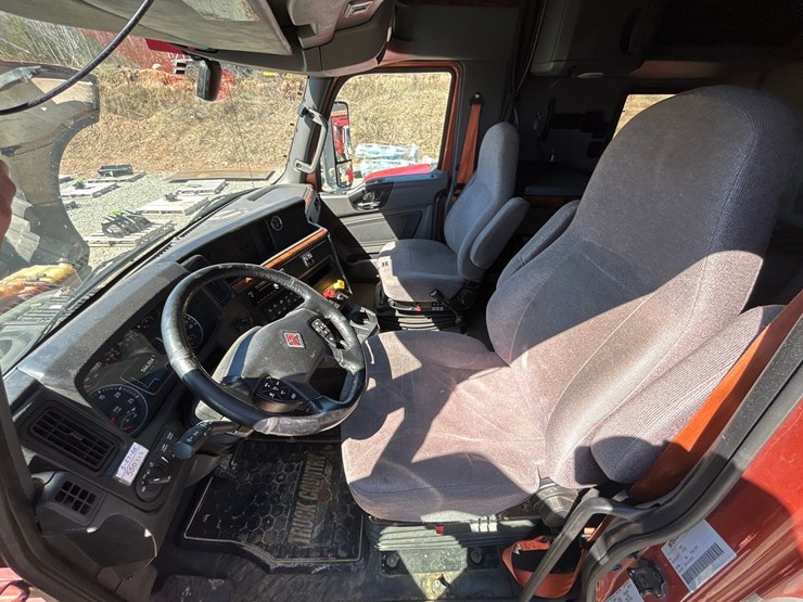 2019-international-lt-image-54