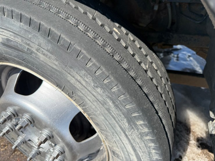 #1061-•-2016-ram-5500-heavy-duty-service-truck-image-53