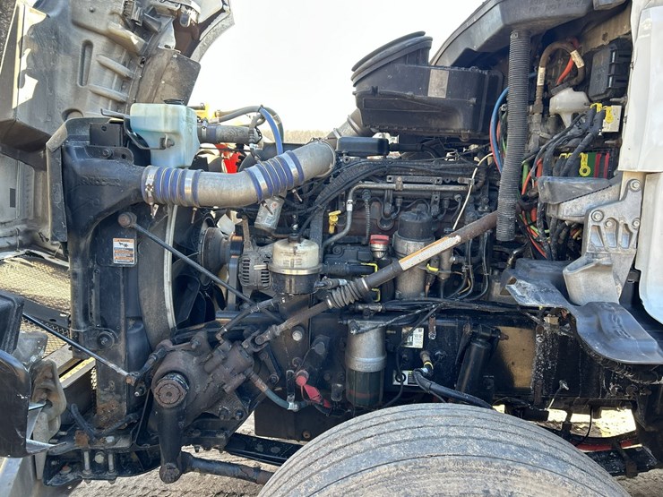 2020-kenworth-t880-image-43