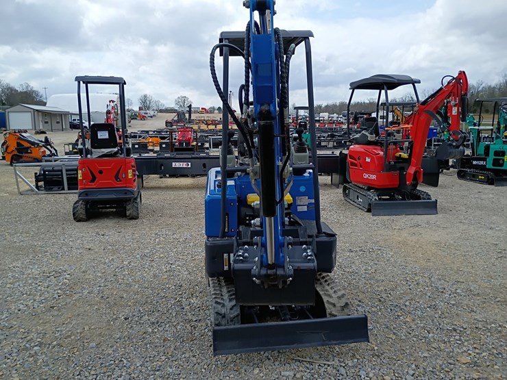 #24176-•-2025-agt-mx20r-mini-excavator-image-7