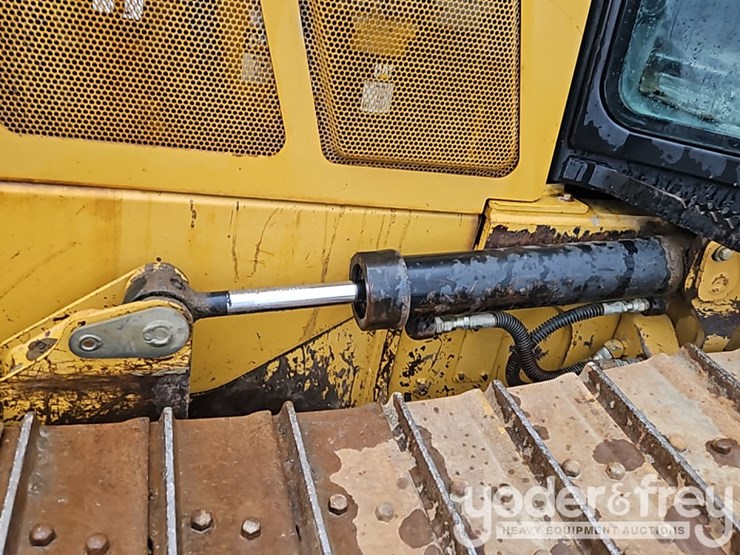 2012-caterpillar-d5k2-xl-image-17