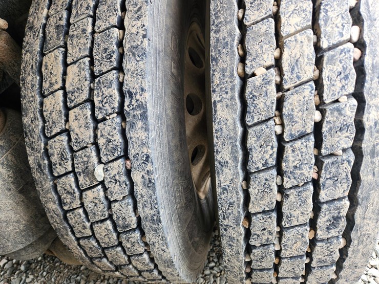 2014-kenworth-t800-image-52