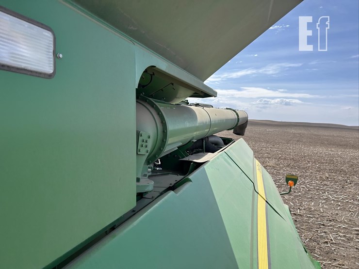 2012-john-deere-s690-image-86