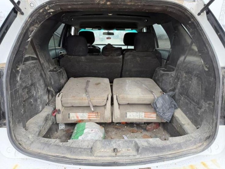 2013-ford-explorer-image-19