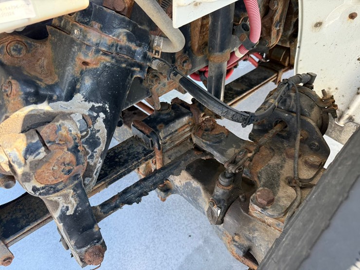 #1070-•-2012-freightliner-boom/crane-truck-image-10