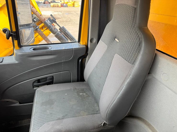 2009-international-workstar-7500-image-74