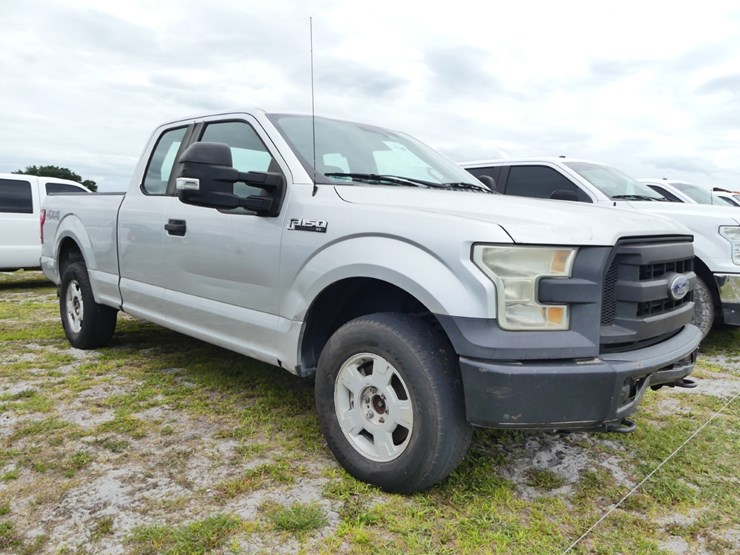 2015-ford-f150-xl-image-2
