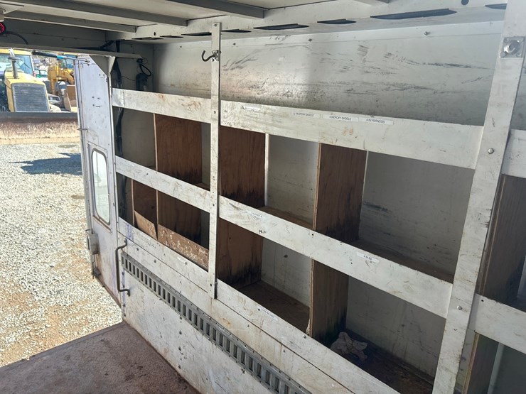 2008-chevrolet-kodiak-c4500-image-26