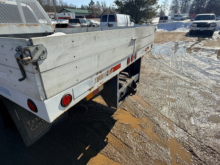 2006-chevrolet-3500hd-image-19