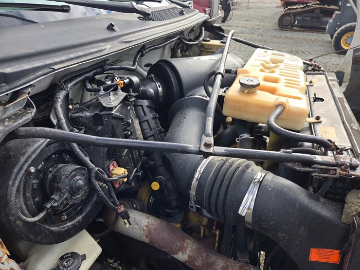 2000-ford-f650-image-55