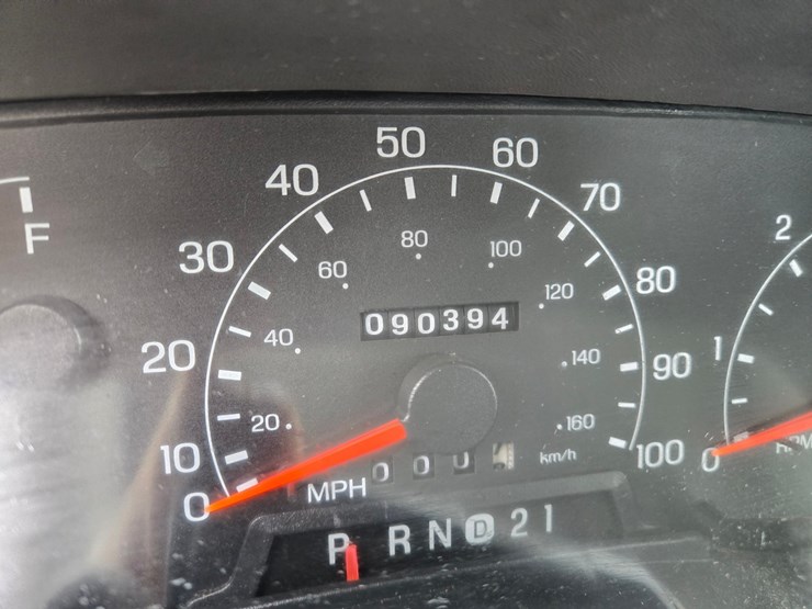 2001-ford-f350-image-57